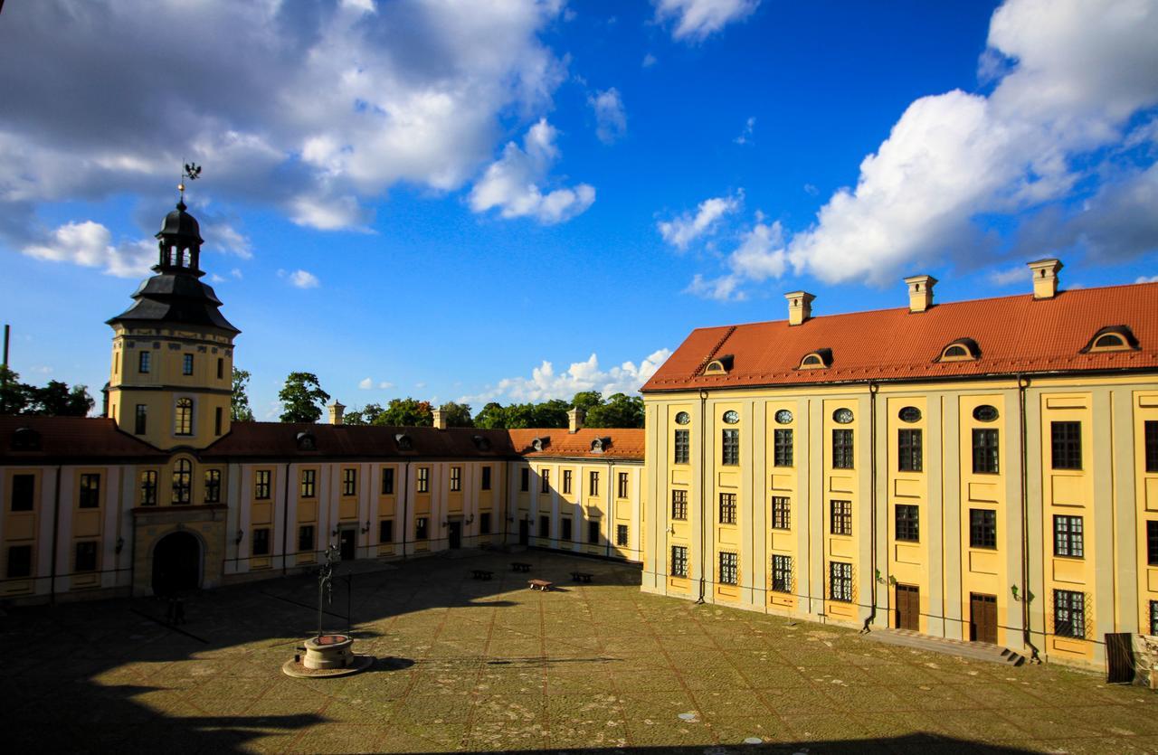 Palace Hotel Nyasvizh Exterior photo